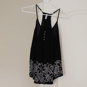 Xhilaration Tank Top